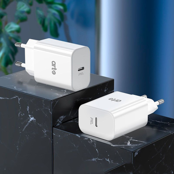 Caricatore Type C 20W universale